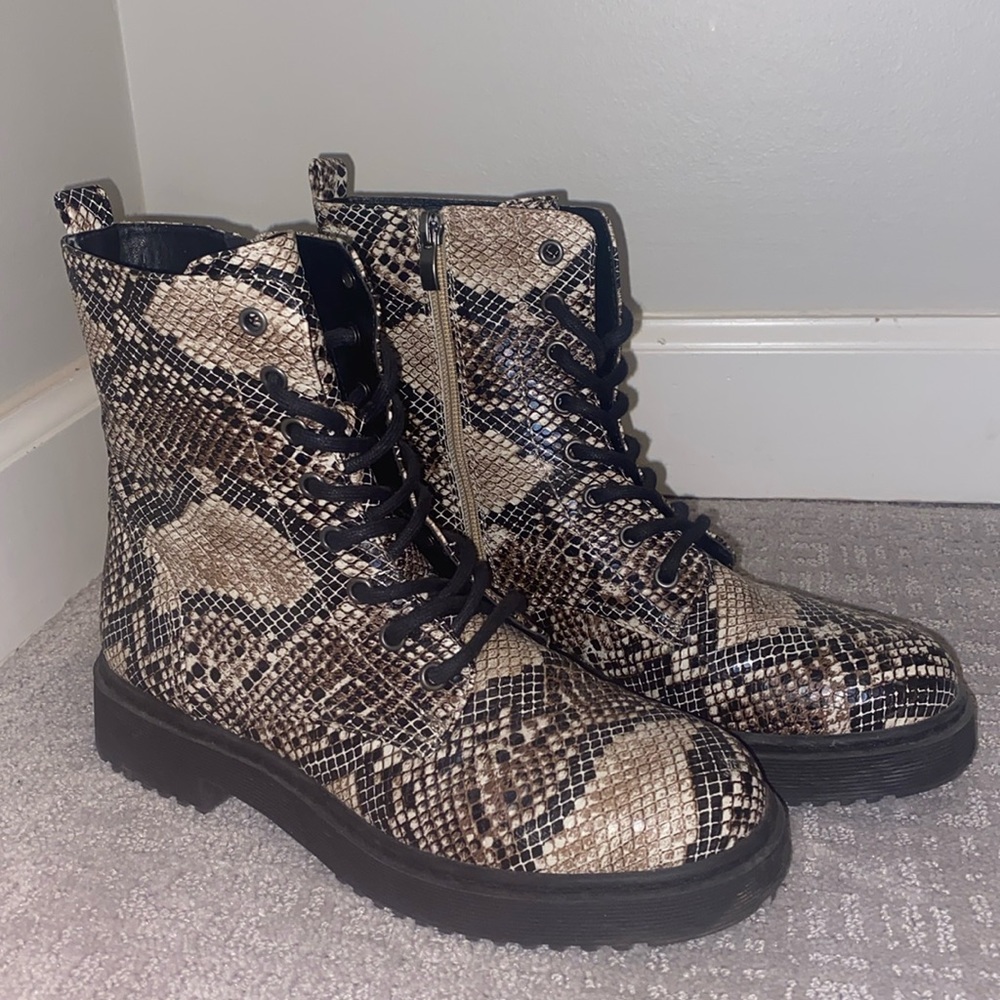 Xappeal snakeskin combat boots